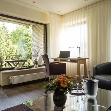 מלון Berghof 3*